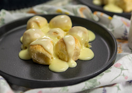 Dukátové buchtičky s vanilkovým krémem podle Zdeňka Pohlreicha