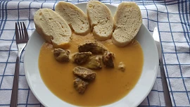 Hovězí svíčková z kastrolu pro začátečníky