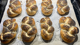 Obyčejné domácí rohlíky