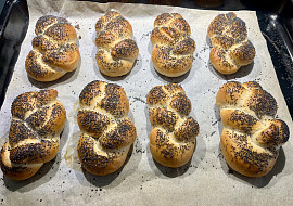 Obyčejné domácí rohlíky