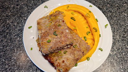 Pečený kapusťák s bramborovo-dýňovou kaší