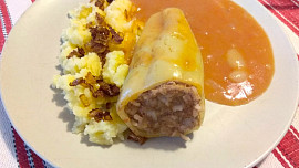 Rajská omáčka s plněnými paprikami