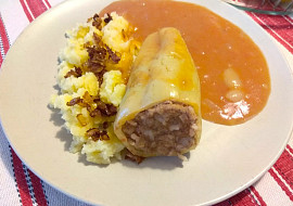 Rajská omáčka s plněnými paprikami