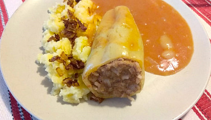 Rajská omáčka s plněnými paprikami