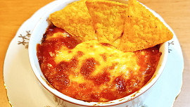 Sýrovo-rajčatová salsa s nachos