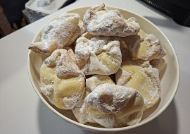 Tvarohové šátečky z listového těsta