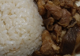 Vepřové (nejen) na houbách (Dnes bez zahusťovania. Ale výborné.)