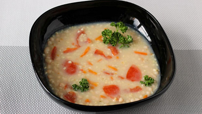 Fazolačka s jáhlami a zeleninou