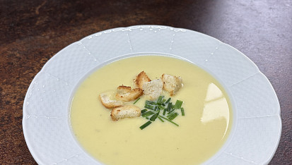 Jemná pórková polévka