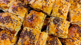 Mleté maso v listovém těstíčku