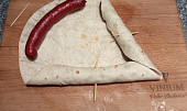 Zapečená tortilla jinak (párky, vejce, šunka, sýr)