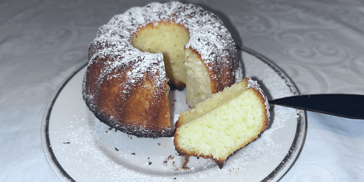 Voňavá kokosová bábovka