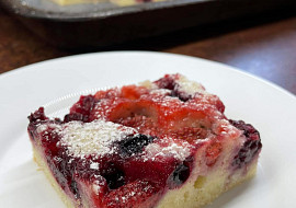 Jogurtový koláč s rumem