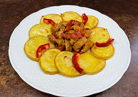 Vepřové nudličky s bramborovými dukátky