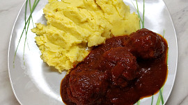 Dalmatské čufty s bramborovou kaší