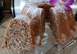 Maminčina ořechová bábovka