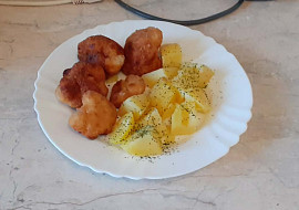 Smažený květák v pikantním těstíčku