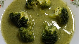 Brokolicová polévka