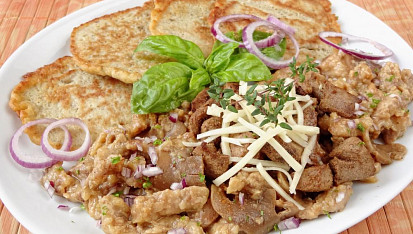 Labužnické bramboráčky s vepřovou směsí