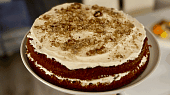 Lehoučký mrkvový dort s mascarpone a ricottou