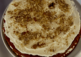 Lehoučký mrkvový dort s mascarpone a ricottou