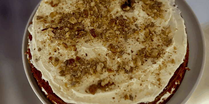 Lehoučký mrkvový dort s mascarpone a ricottou