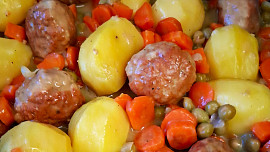 Mleté kuličky dušené v mrkvi