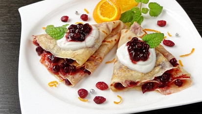 Nadýchané palačinky s pomerančovou kůrou