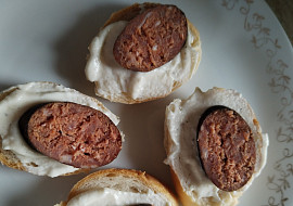 Rychlá česneková pomazánka s tvarohem