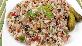 Rýžový kuba s uzeným kuřecím masem