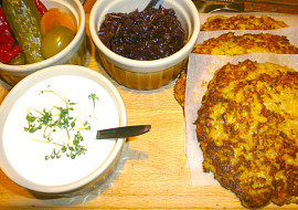 Bramboráčky s květákem