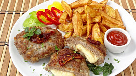 Hovězí karbanátky plněné sýrem