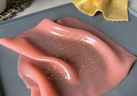 Jedlá čokoládová látka