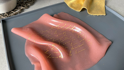 Jedlá čokoládová látka