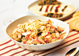 Krabí salát s olivami