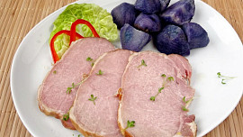 Pečená uzená kýta v medovo-hořčičné marinádě