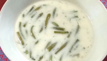 Smetanová polévka ze zelených lusků, s koprem, Výborná aj bez zemiakov, milovníci fazuliek ocenia.
