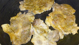 Zbojnická krkovička se šunkovou rýží