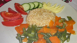 Fazolky s mrkví na česneku