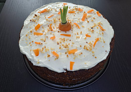 Mrkvový dort s krémem