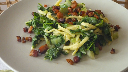 Těstoviny s mangoldem a uzeným