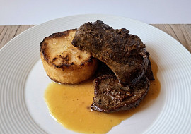 Vepřová játra s celerovým fondánem