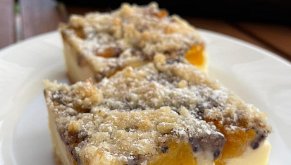 Vláčný jogurtový koláč