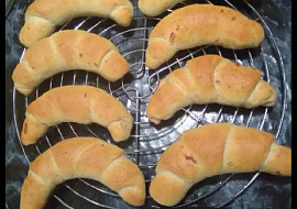 Škvarkové rohlíčky