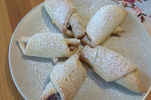 Deťom zvyknem zabaliť do rohlíčka kúsok čokolády.