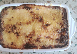 Zapečené penne s brokolicí a sýrovým bešamelem