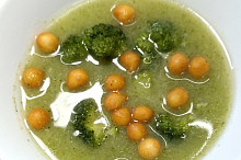 Bez krutónpv, ale s guličkami...dobrá.