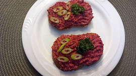 Jednoduchá pomazánka z červené řepy