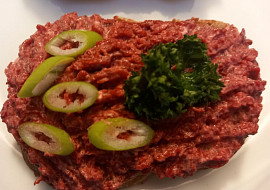 Jednoduchá pomazánka z červené řepy