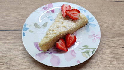 Jogurtový koláč s mandlovou drobenkou podle Míši Landové